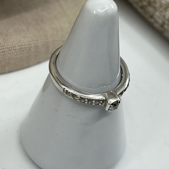 Vintage 925 FAS Sterling Silver Ring Size 7 CZ Solitaire & Channel Accents - Picture 13 of 17